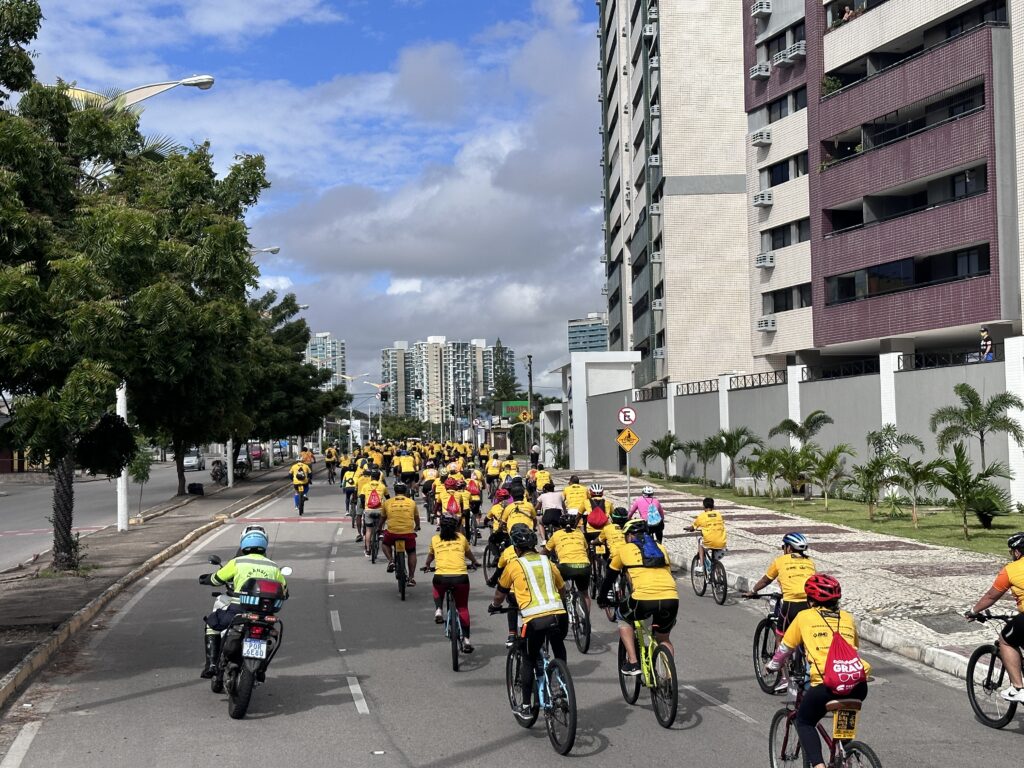 IX Passeio Ciclístico da AMC reuniu mais de 500 ciclistas na manhã deste domingo