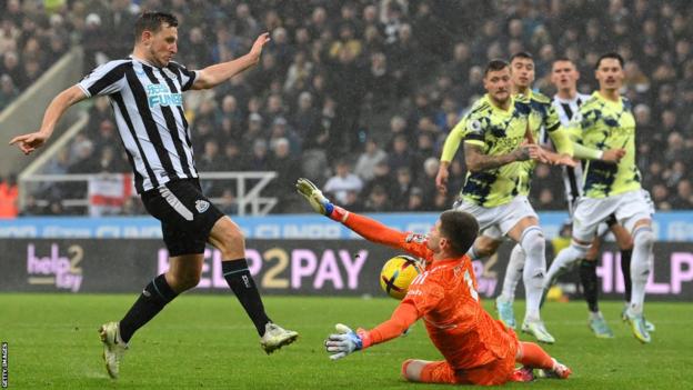 Leeds x Newcastle assista ao vivo ao jogo de hoje do Campeonato Inglês