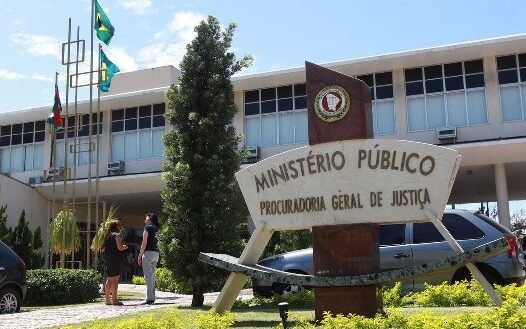 Ministério Público do Ceará abre programa de estágio; bolsas podem chegar a R$ 2 mil