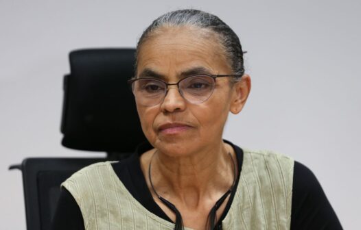 Ministra Marina Silva testa positivo para covid-19 e é internada para realização de exames