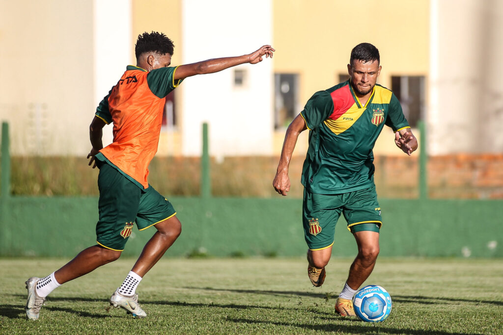 Sampaio Corrêa x Juventude: assista ao vivo ao jogo de hoje do Brasileirão Série B