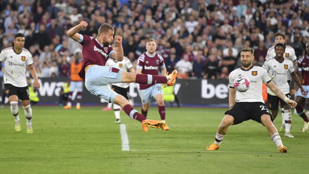 West Ham x AZ Alkmaar assista ao vivo à semifinal desta quinta-feira (11)