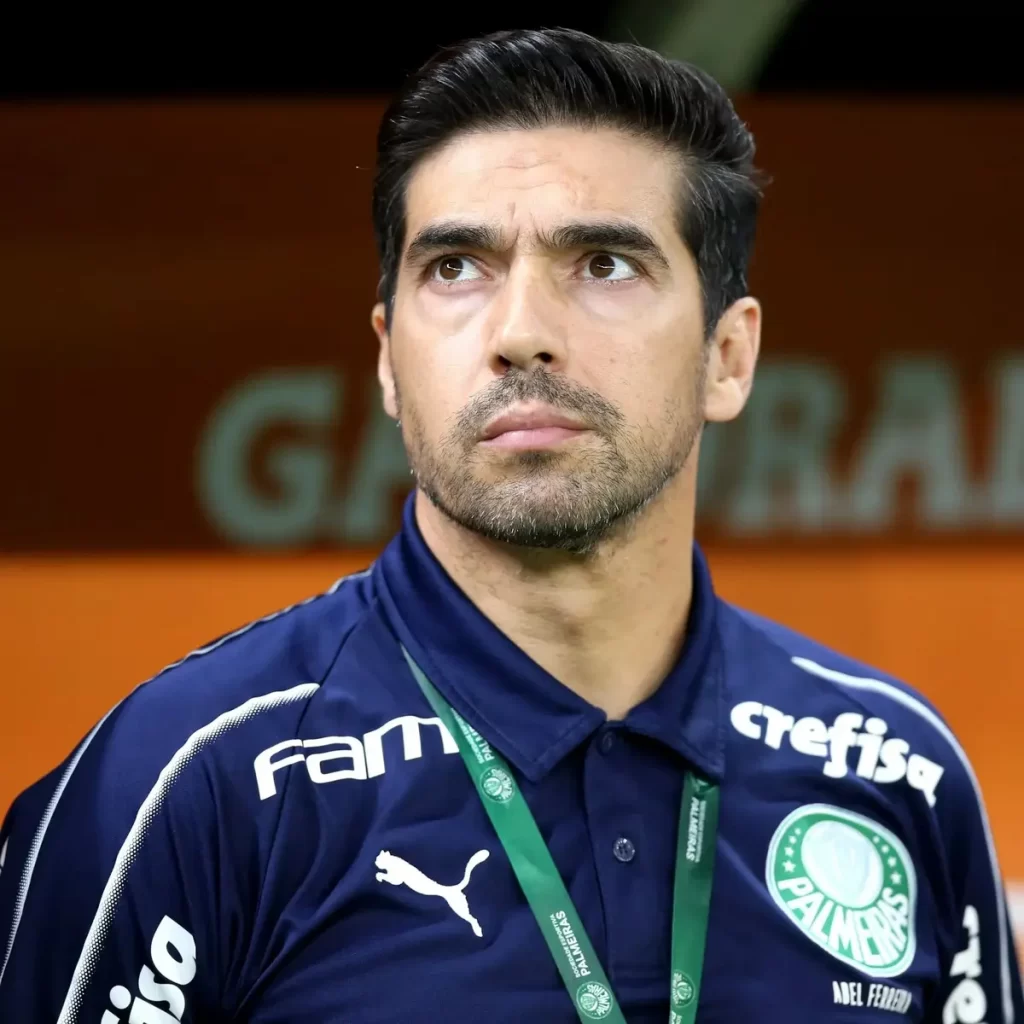 Abel Ferreira se torna técnico mais longevo da história do Palmeiras: ‘Motivo de orgulho’