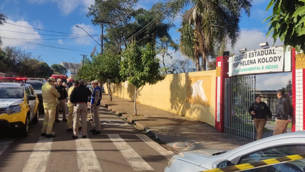 Ataque a tiros deixa estudante morta e outro em estado grave em escola no Paraná