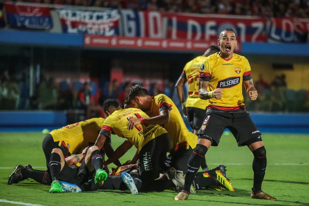 Barcelona de Guayaquil x Cerro Porteño saiba onde assistir ao vivo ao jogo de hoje da Taça Libertadores