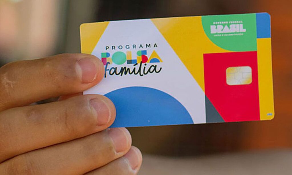 Bolsa Família começa a ser pago nesta segunda-feira (19) com extra de R$ 50