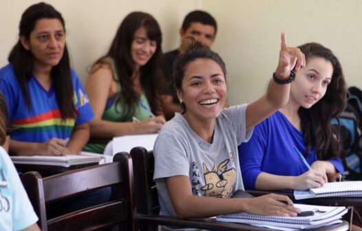 Centro de Línguas do Imparh abre inscrições para semestre 2023.2; saiba como participar