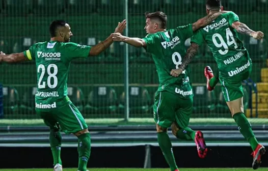 Chapecoense x Criciúma: saiba onde assistir ao vivo ao jogo de hoje do Brasileirão Série B