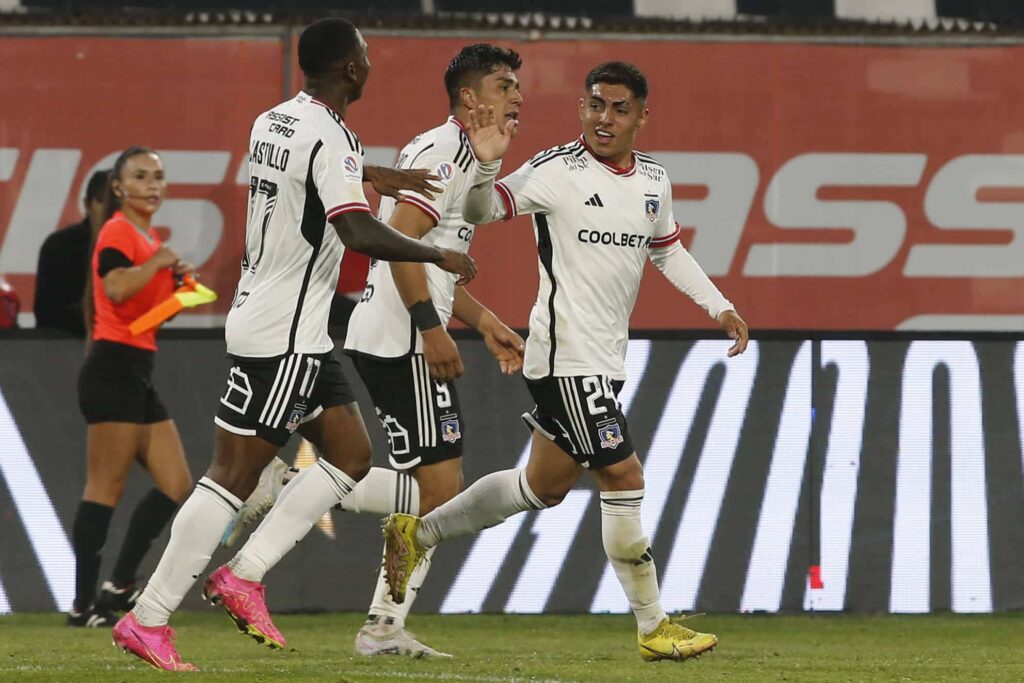 Colo-Colo x Deportivo Pereira saiba onde assistir ao vivo ao jogo de hoje da Taça Libertadores