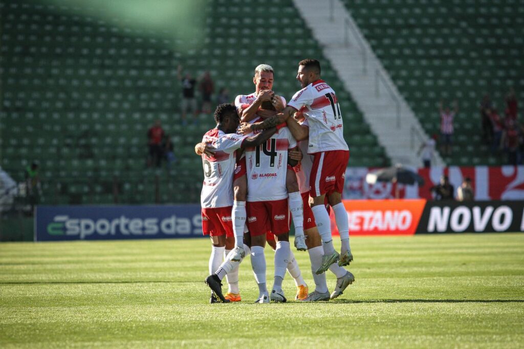 CRB x Mirassol: saiba onde assistir ao vivo ao jogo de hoje do Brasileirão Série B