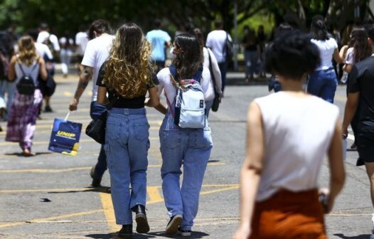 Governo do Ceará realiza evento “Esquenta Enem” para 1.200 estudantes em Fortaleza