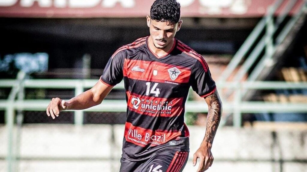 Ele já jogou no Flamengo e agora irá jogar a Série D em 2023