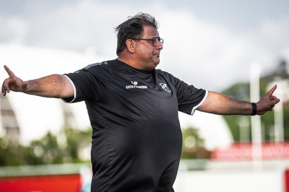 Guto Ferreira é oficializado como técnico do Ceará para a temporada 2023