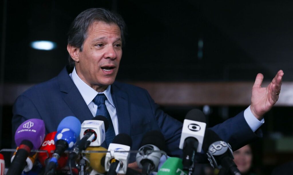 Haddad fala que votação final do arcabouço em julho não preocupa