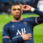 Deschamps volta a deixar Mbappé fora da lista de convocados da seleção francesa