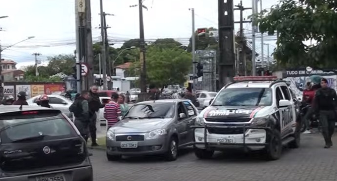 Policial militar da reserva tenta sequestrar a ex-esposa e é preso em Fortaleza