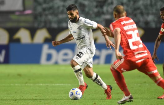 Santos x Internacional: assista ao vivo ao jogo de hoje do Brasileirão