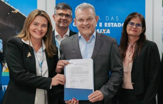 Sarto assina contrato de R$ 250 milhões para obras em Fortaleza