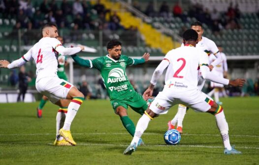 Tombense x Chapecoense: saiba onde assistir ao vivo ao jogo de hoje do Brasileirão Série B