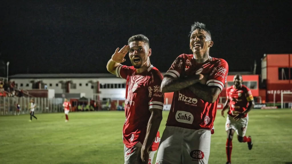 Vila Nova x Sampaio Corrêa: assista ao vivo ao jogo de hoje do Brasileirão Série B