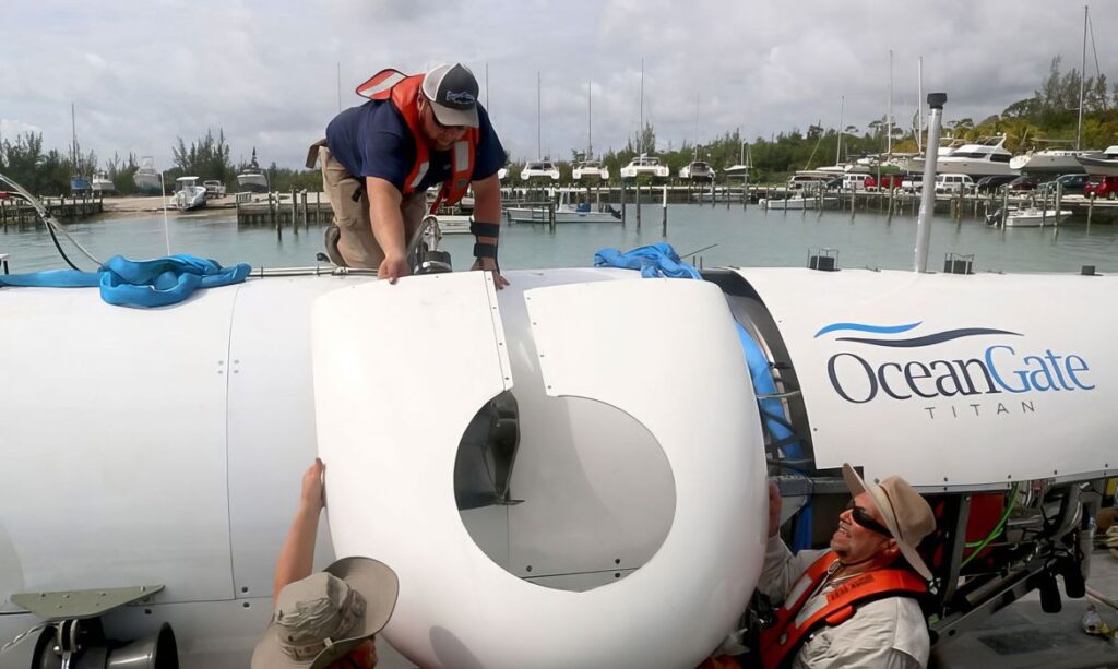 Sons de 'batida' são captados durante busca por submarino