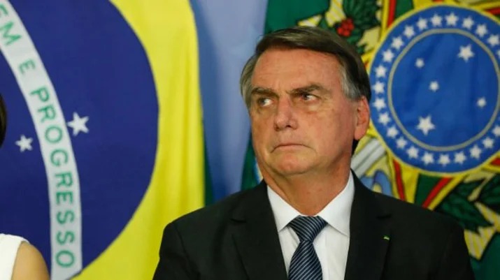 TSE inicia julgamento que pode levar à inelegibilidade de Bolsonaro