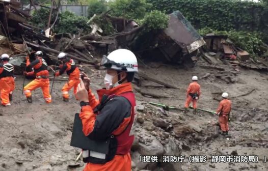 Chuvas causam morte e deslizamentos no Japão