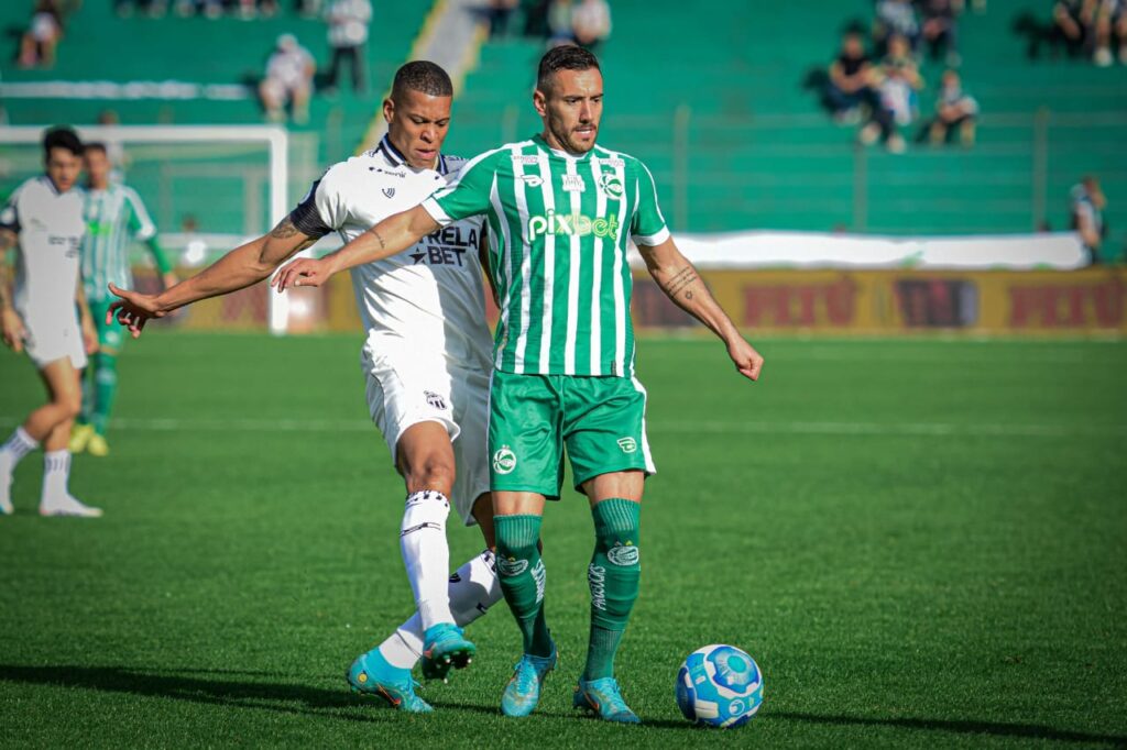 Ceará perde para o Juventude com gol nos acréscimos e fica distante do G-4