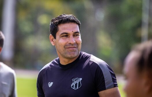 Ceará anuncia retorno de Erivelton ao comando técnico do time feminino