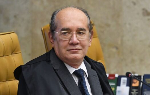 Ministro Gilmar Mendes anula arquivamento de ação contra Bolsonaro