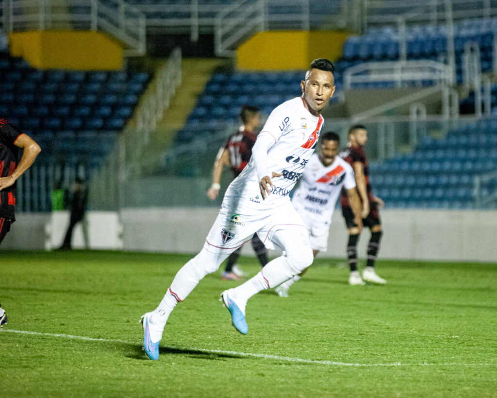 Ferroviário vence o Atlético/CE pela Taça Fares Lopes