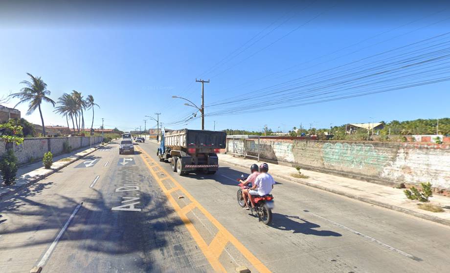 Acidentes aumentam na Av. Dioguinho com fluxo de veículos da CE-010