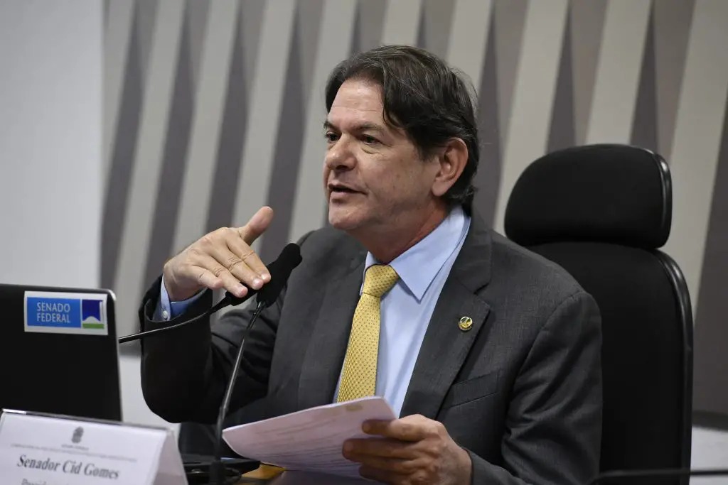 Cid Gomes afirma que irá assumir a presidência do PDT no Ceará