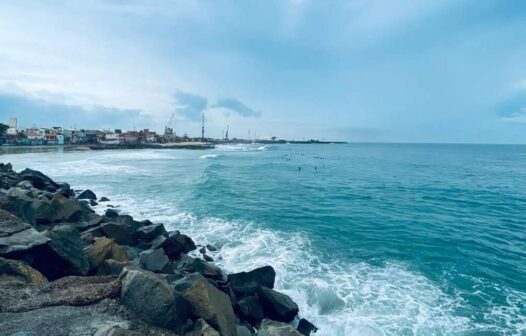 Fortaleza tem 17 trechos de praias próprios para banho no fim de semana