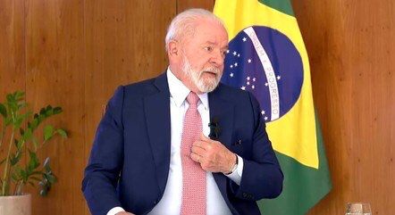 Em entrevista à Record TV, Lula anuncia construção de 2 milhões de casas até 2026