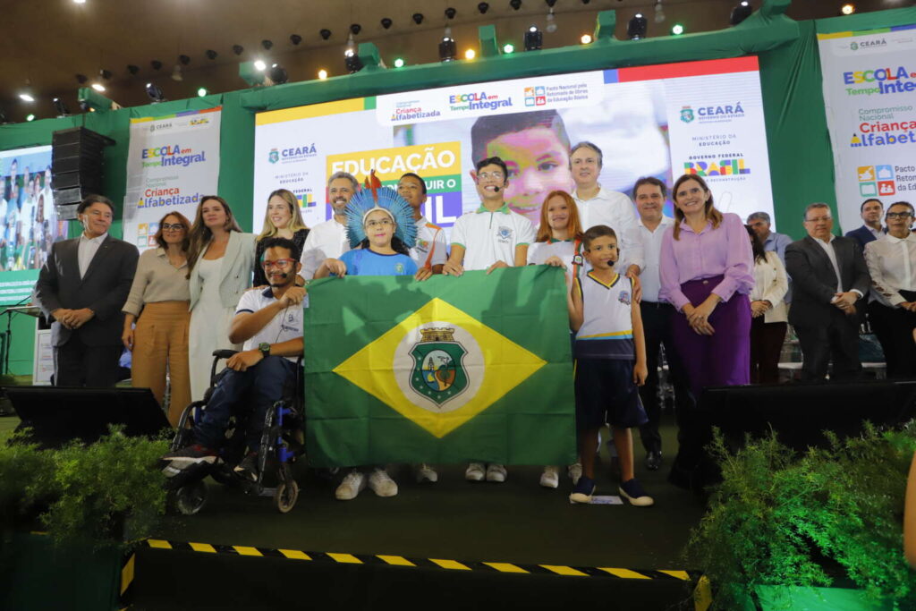 Ceará autoriza construção de 22 escolas em Tempo Integral; investimento é de R$ 226 milhões