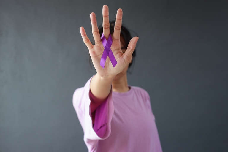 Mulheres vítimas de violência são atendidas em ambulatório da Maternidade-Escola Assis Chateaubriand