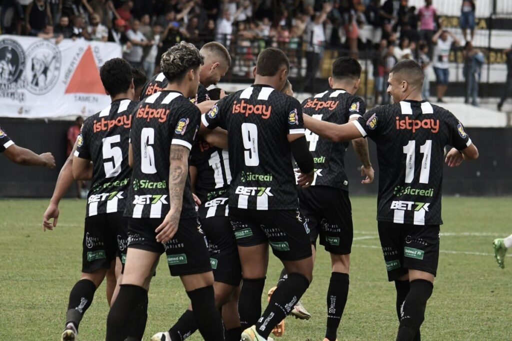 Athletic Club x Camboriú saiba onde assistir ao vivo ao jogo (1908)