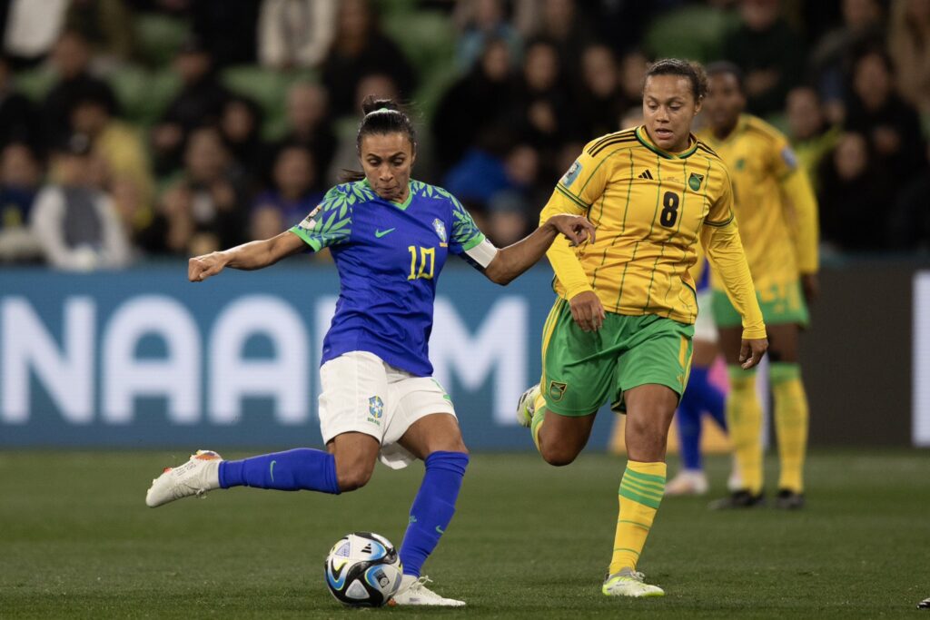 Seleção brasileira empata com a Jamaica e está eliminada da Copa do Mundo feminina