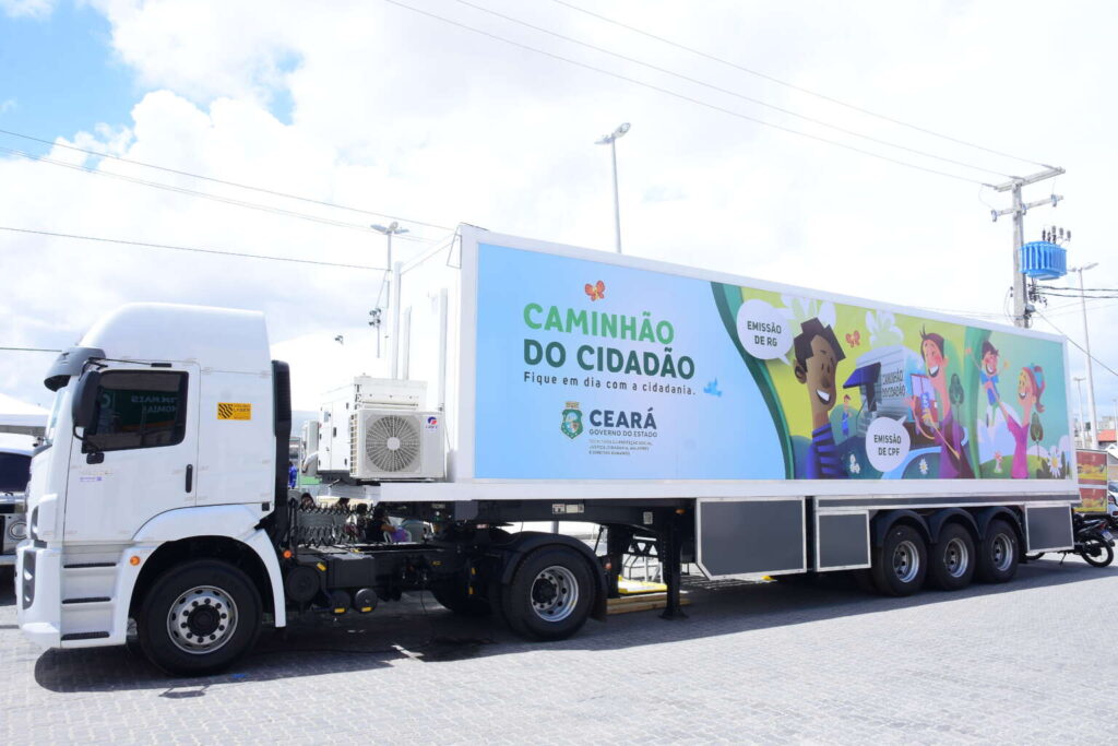 Caminhão do Cidadão passa por cinco municípios do Ceará nesta semana