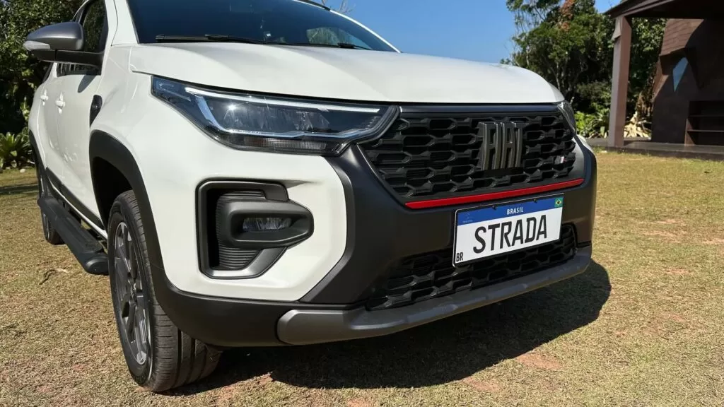 Fiat Strada 2024 ganha facelift e motor turbo antes da chegada da Titano