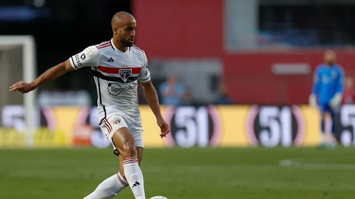 LDU x São Paulo: saiba onde assistir ao vivo ao jogo (24/08)