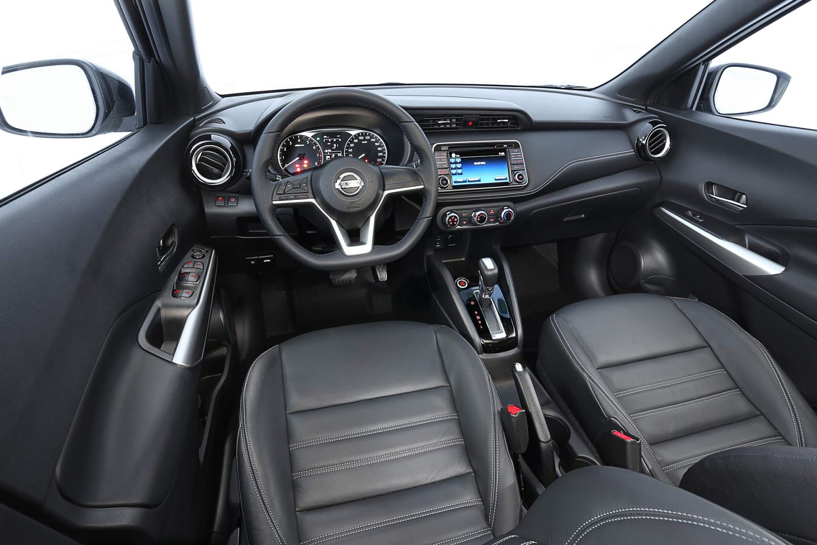 Nissan Kicks Active - Foto: Divulgação