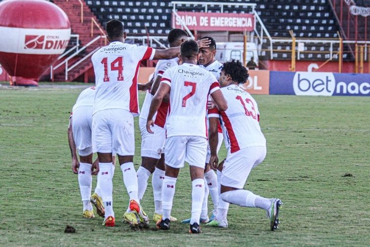 Paysandu x Náutico: saiba onde assistir ao vivo ao jogo (13/08)