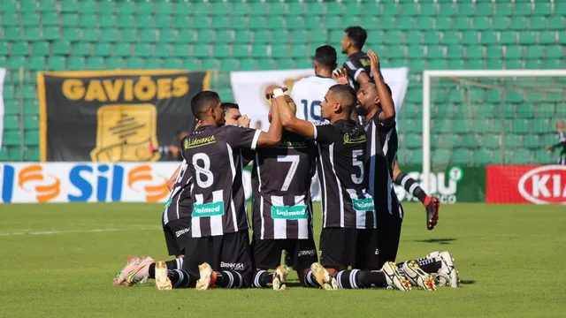 São José-RS x Figueirense: saiba onde assistir ao vivo ao jogo (13/08)