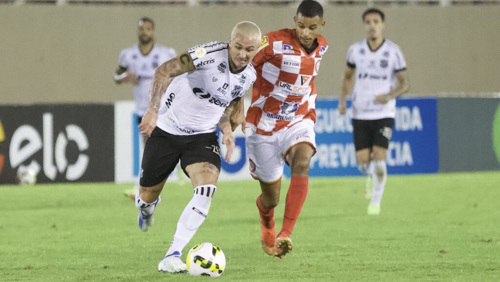 Tombense x Ceará: saiba onde assistir ao vivo ao jogo (26/08)