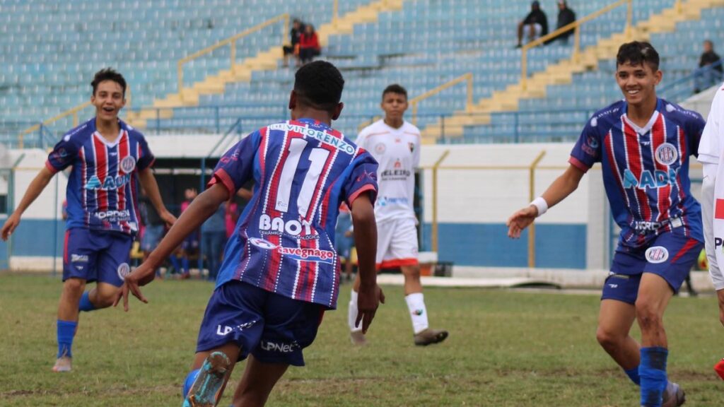 União Barbarense x São-Carlense: saiba onde assistir ao vivo ao jogo (26/08)