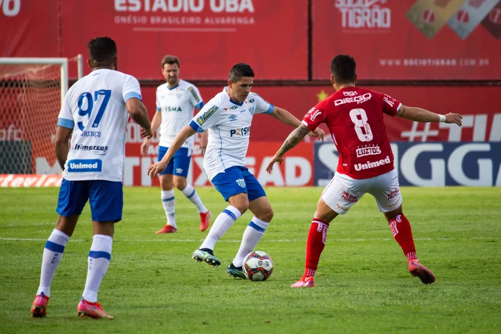 Vila Nova x Avaí saiba onde assistir ao vivo ao jogo (1208)