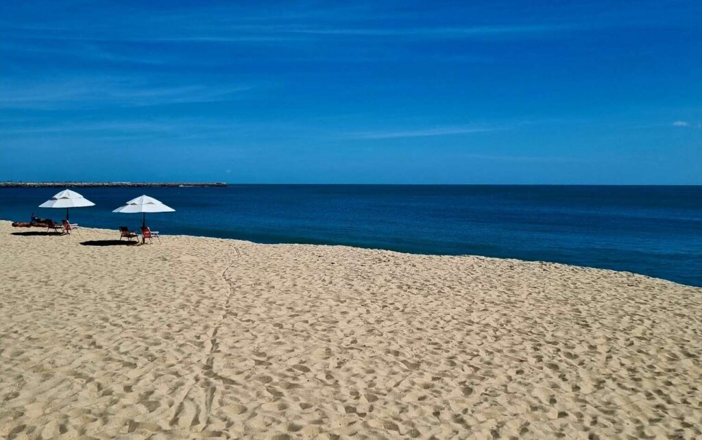 Ceará tem 36 praias próprias para banho neste final de semana