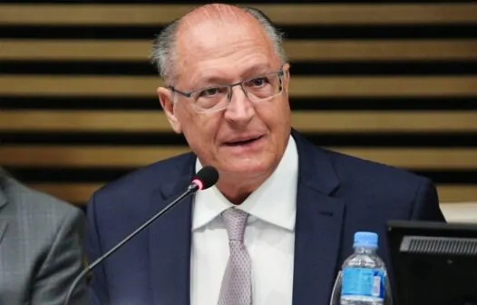 Alckmin afirma que Brasil tem momento muito importante, com queda da inflação e do desemprego